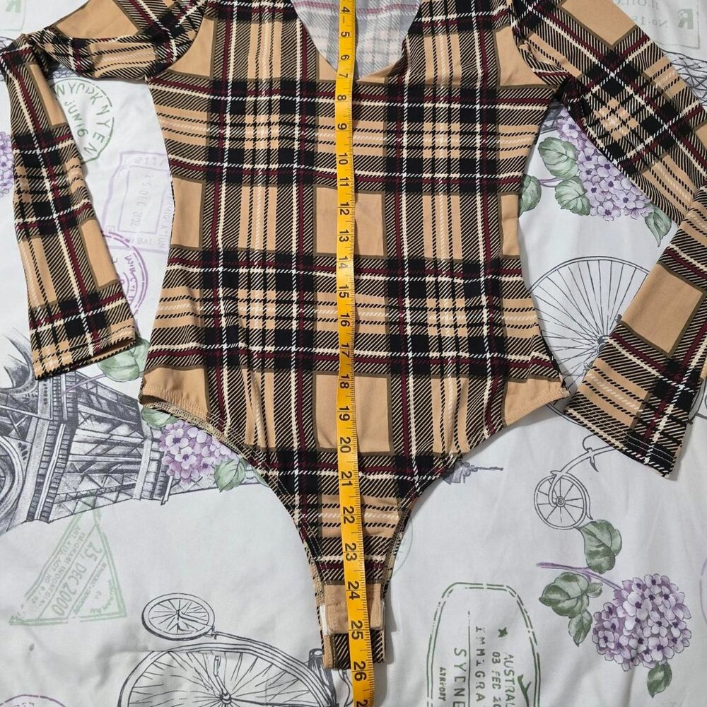 Women's CHOCOLATE Striped Plaid Long Sleeve Beige Bodysuit Size M - Picture 6 of 8